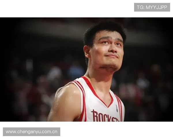 加索尔与姚明的友谊时刻笑声不断篮球场上的温馨瞬间